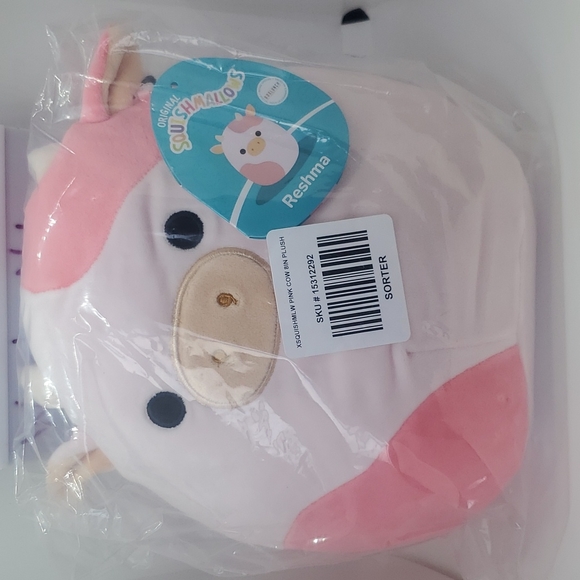 Kellytoy Toys Bnwt Reshma The Cow Squishmallows 8 Box Lunch